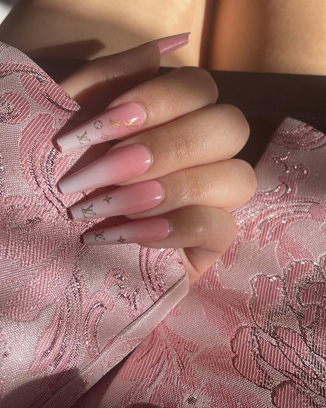 Pink Louis