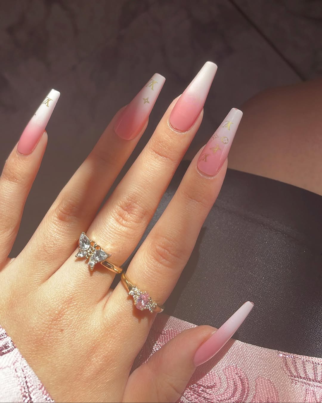 Pink Louis